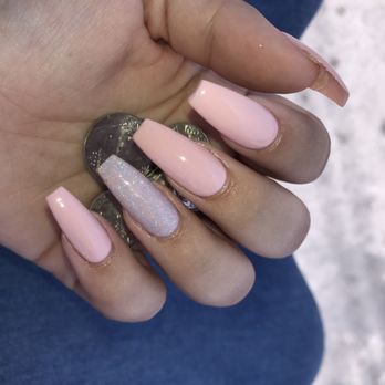 Everlasting trend: acrylic nails – North Star