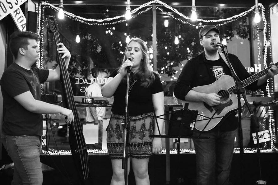 Riverside Red performs at Third Place Brewing.